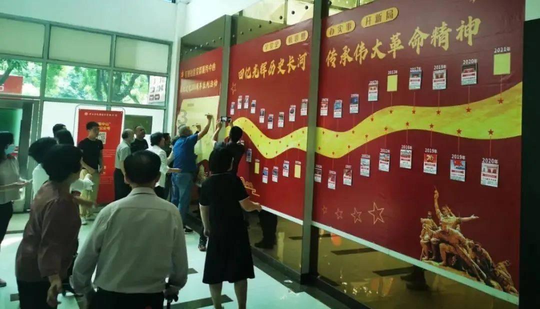 上海两会|浦东将继续推进首创性改革、引领性开放